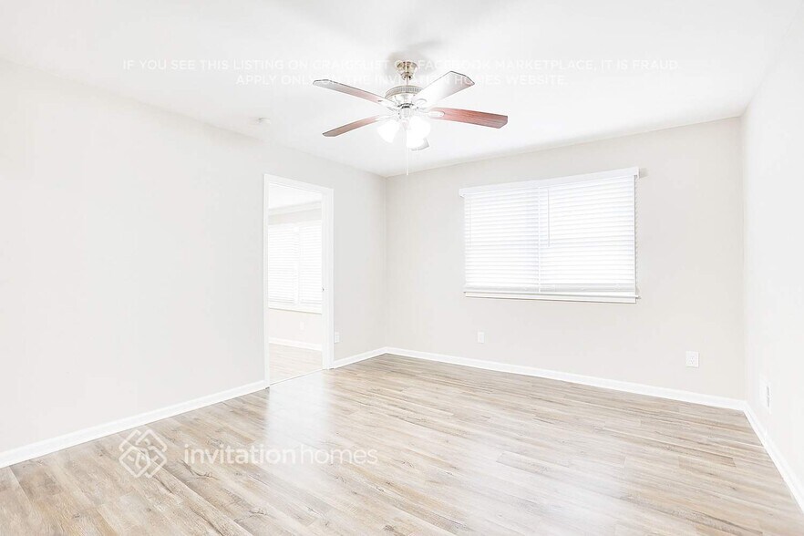 Building Photo - 3018 Battle Forrest Dr