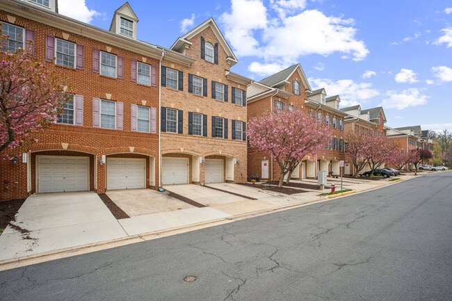 Building Photo - 4647 Red Admiral Way