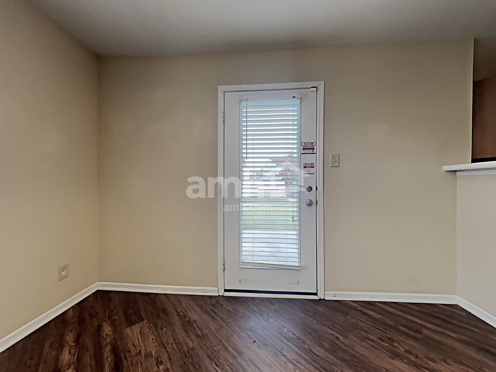 Building Photo - 3118 Hurst St