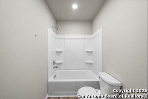 Building Photo - 130 Damon Dv