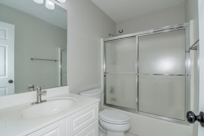 Building Photo - 486 Granite Point