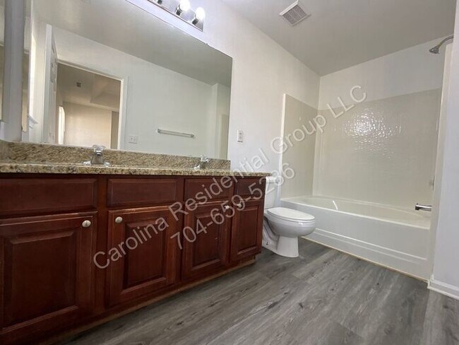 Building Photo - 15709 Castle Watch Ave