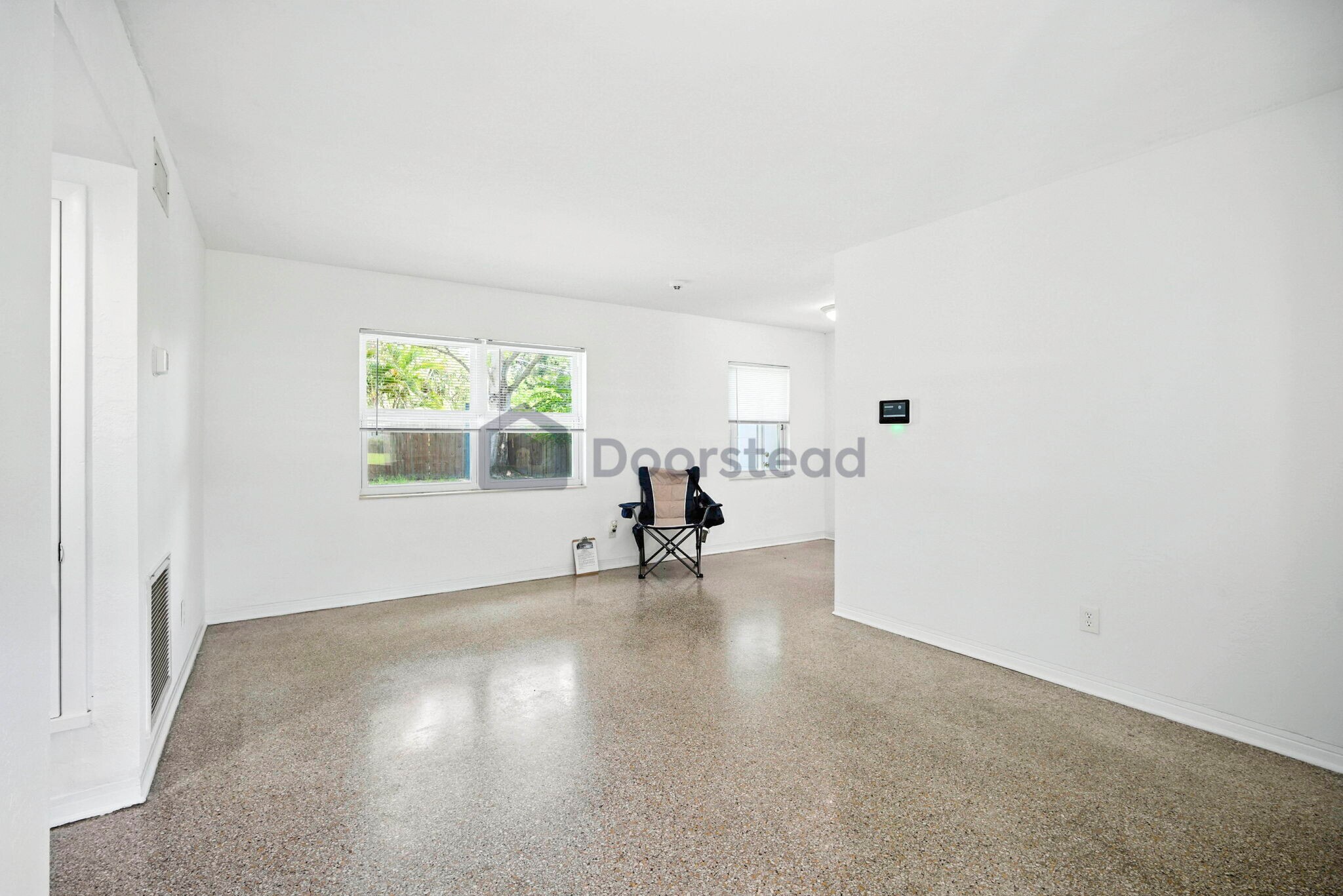 Building Photo - 4291 Porpoise Dr SE