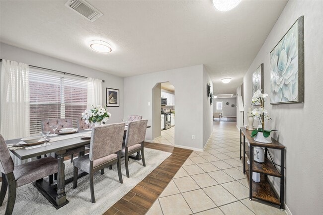 Building Photo - 24627 Cornell Park Ln