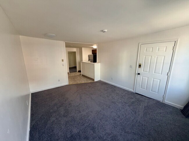 Primary Photo - 278 4th St