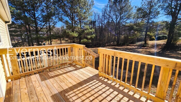 Building Photo - 345 Bomar Ln