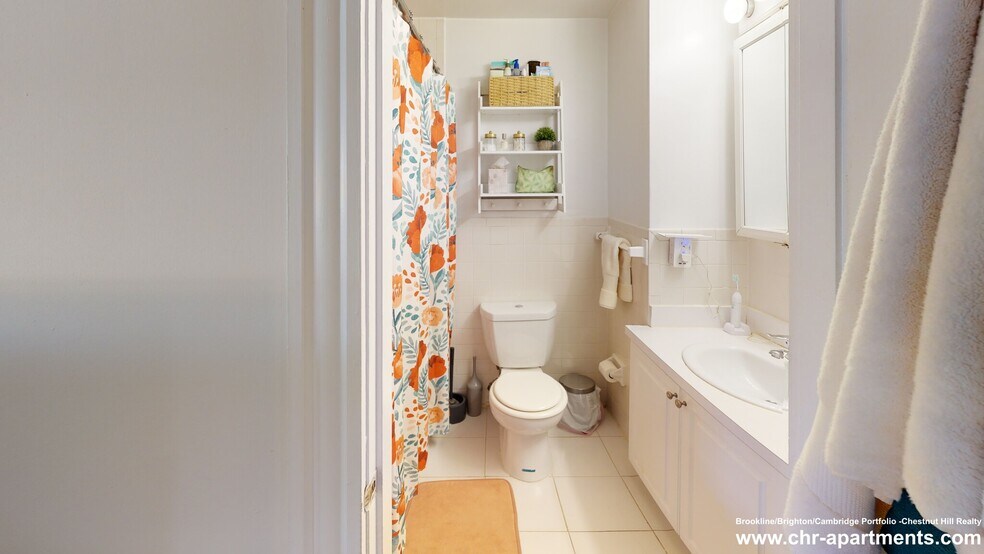 Building Photo - 3 Langdon St