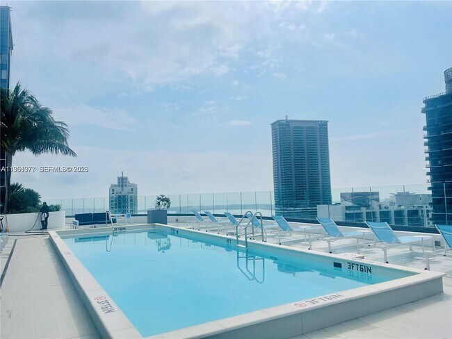 Building Photo - 45 SW 9th St