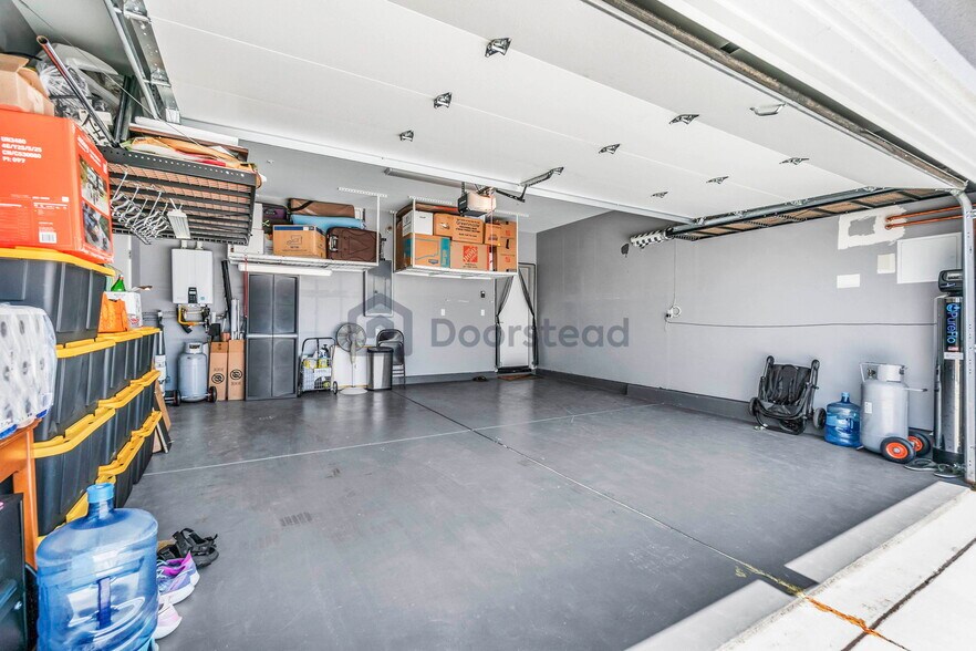 Building Photo - 16819 Karsen Ln