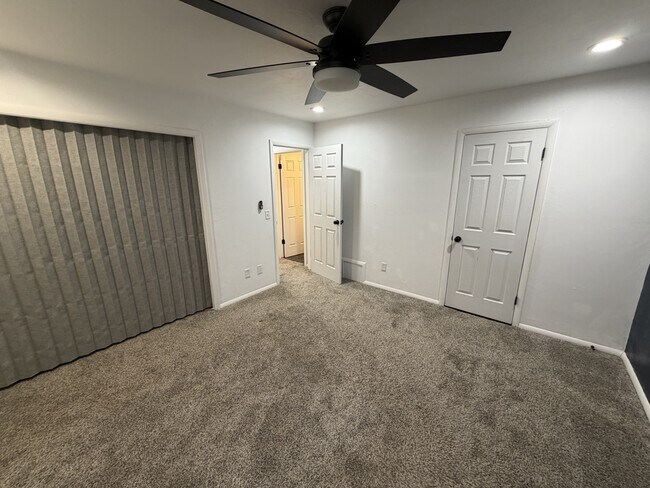 Building Photo - 4502 Jordan Ave