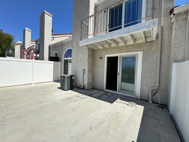 Building Photo - 13216 Pinnacle Ct