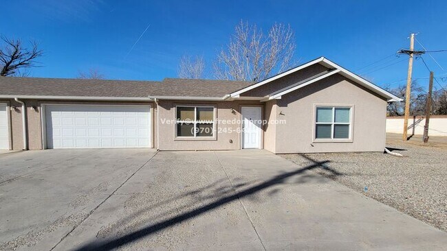 Primary Photo - 251-229 29 Rd