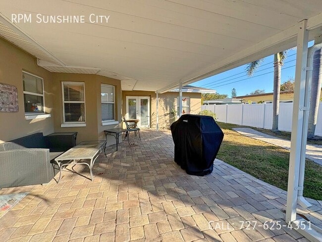 Building Photo - 13826 Antigua Dr