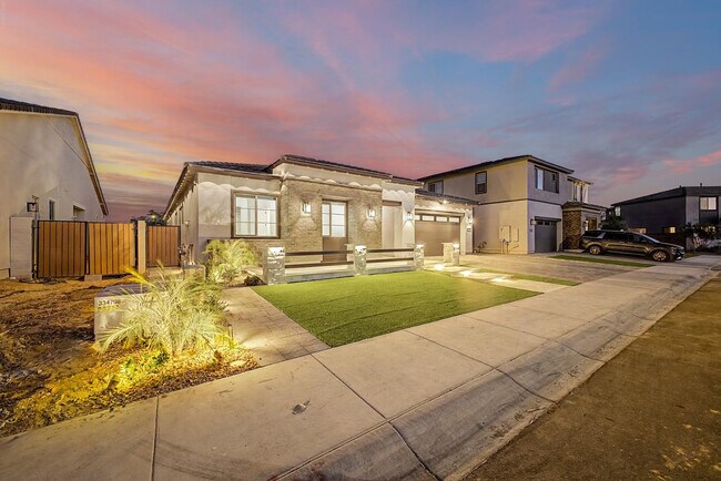 Building Photo - 1277 E Tonto Dr
