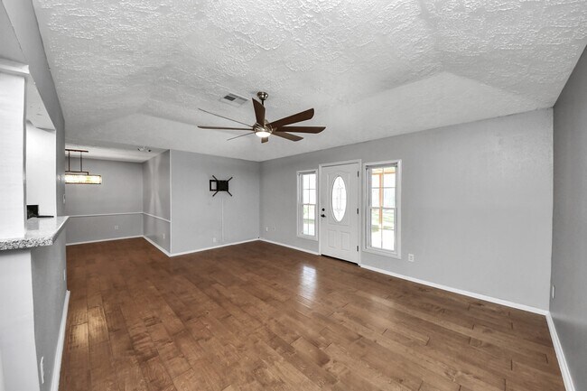 Building Photo - 3514 Spanish Acorn Ln