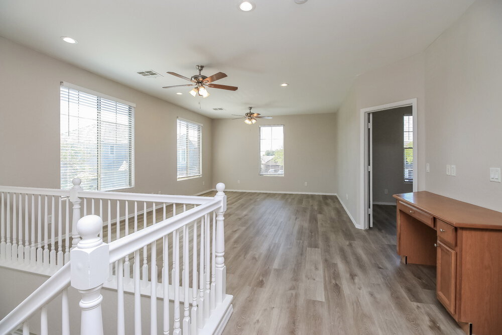 Building Photo - 3151 S Southwind Dr