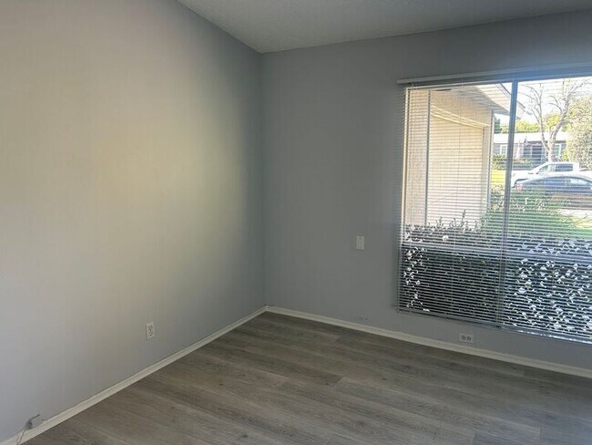 Building Photo - 22859 Valerio St