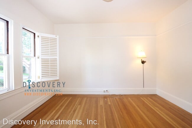 Building Photo - 4 br, 2.5 bath House - 532 Magnolia Avenue