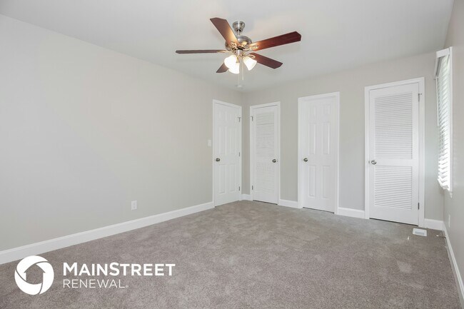 Building Photo - 1200 Castlegate Dr