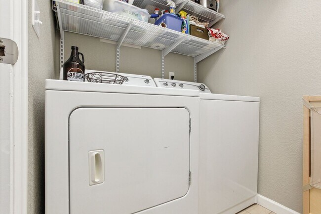 Building Photo - Arvada Townhome with Serene Lake Views