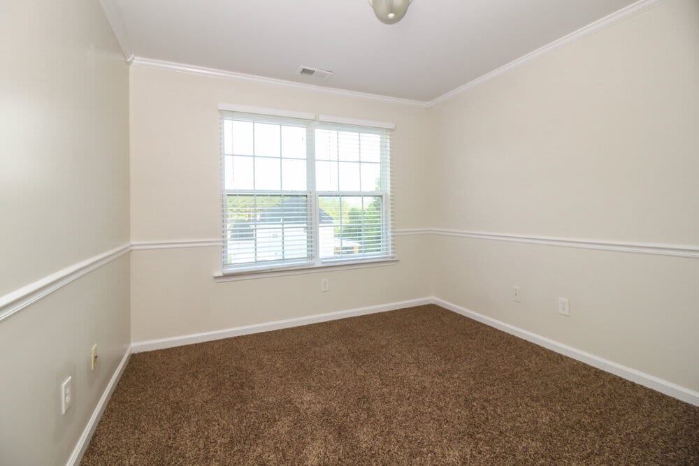 Building Photo - 129 Lilyfield Ln