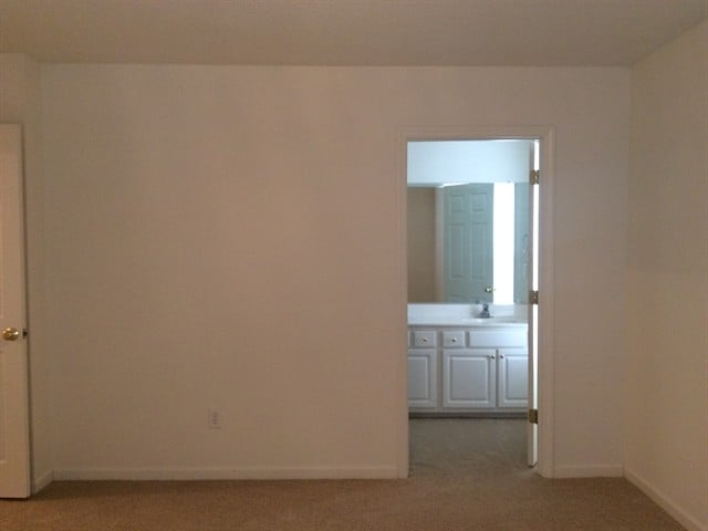 Building Photo - 201 Charlotte Ct