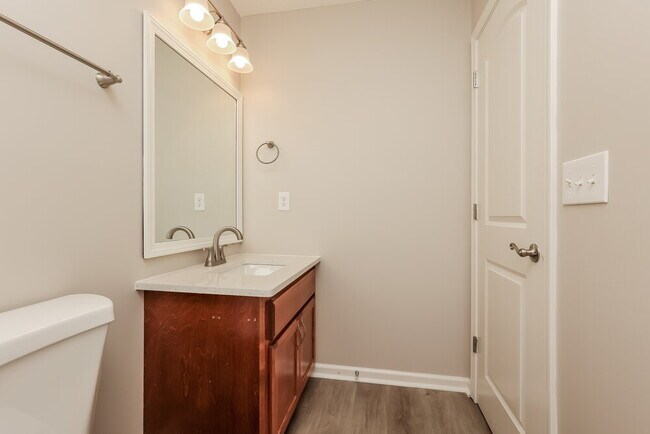 Building Photo - 318 Gallop Ln