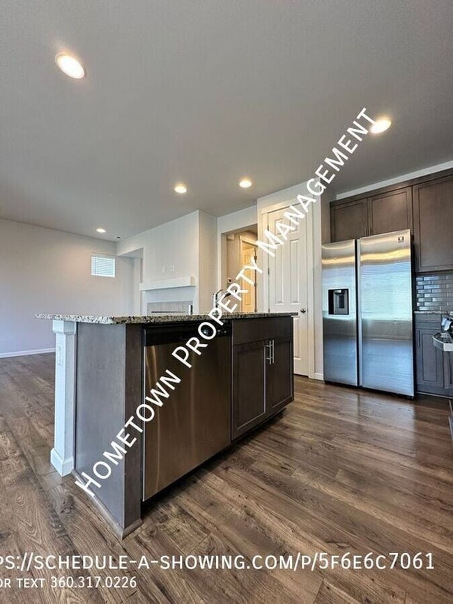 Building Photo - 5347 50th Lp SE