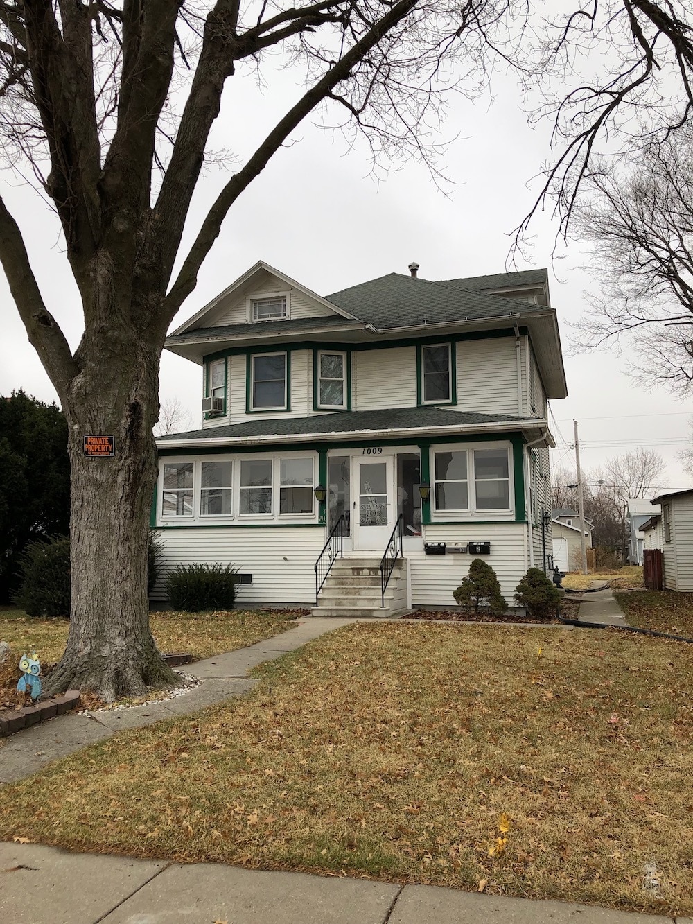 Front of house - 1009 Spring St