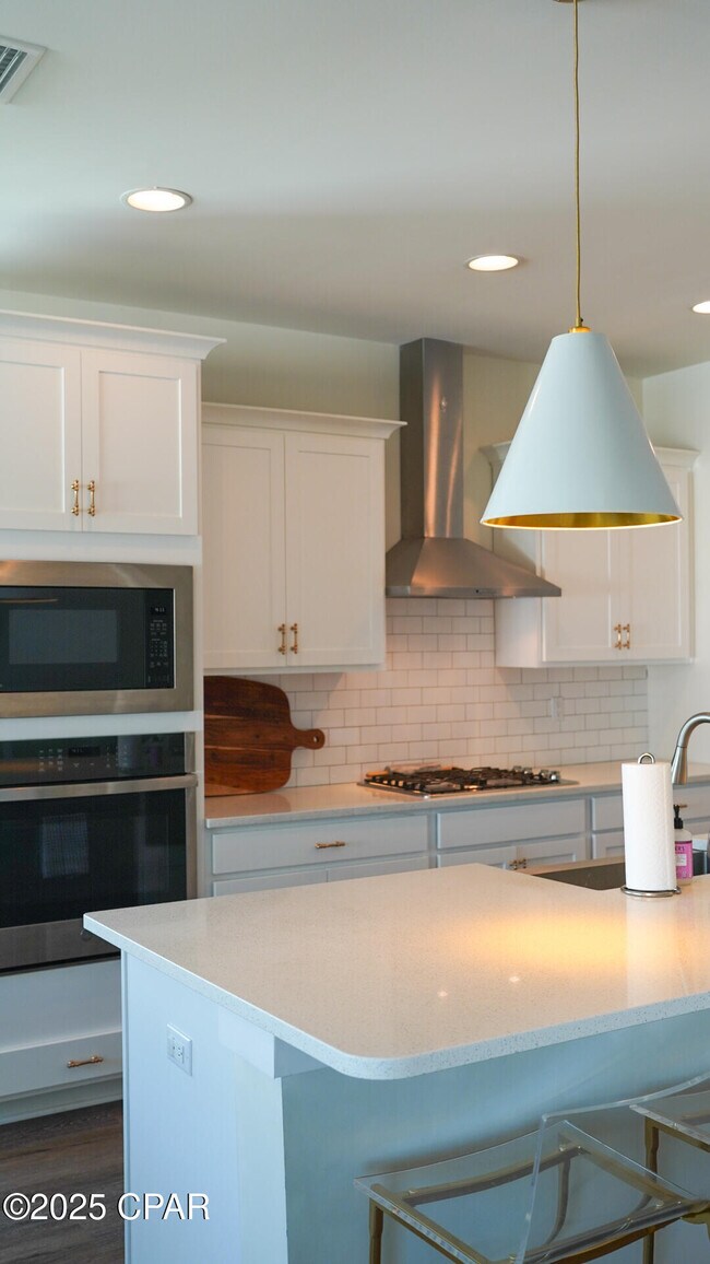 Building Photo - 418 Locksley Dr