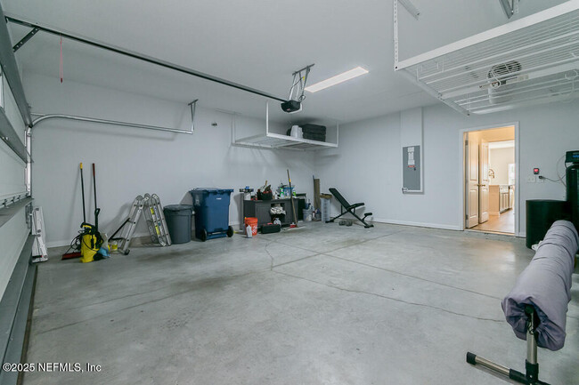 Building Photo - 281 Ness Cir