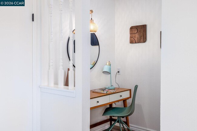 Building Photo - 1033 Mohr Ln