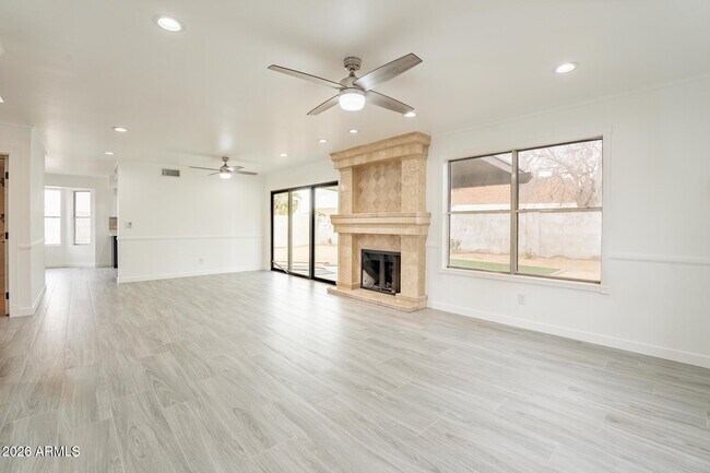Building Photo - 4768 W Piute Ave