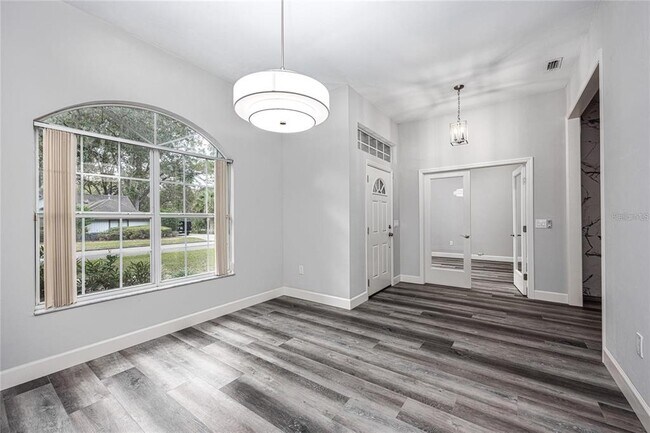 Building Photo - 2103 SW 75th Terrace