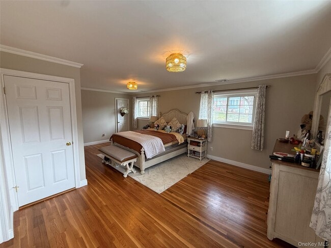 Building Photo - 16 Minkel Rd