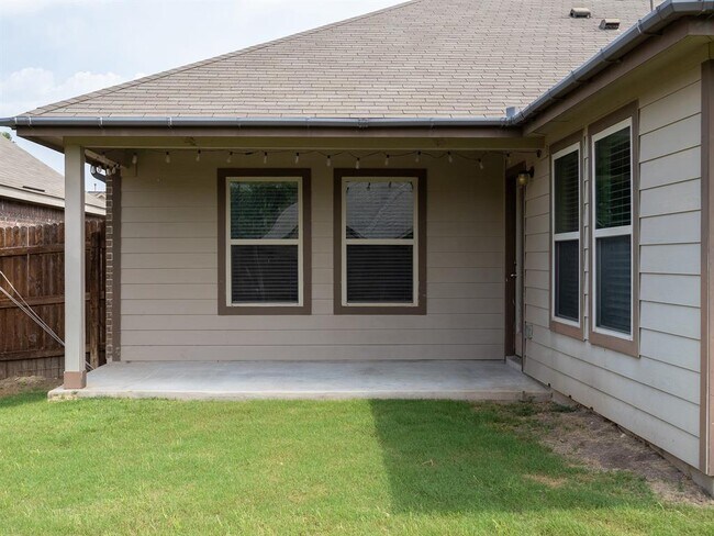 Building Photo - 238 Travertine Trail