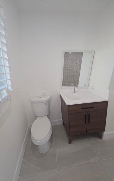 Building Photo - 9610 Johnson St