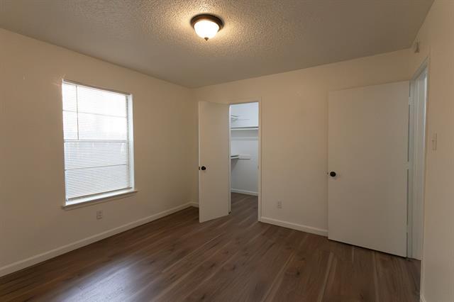 Building Photo - 741 Woodland Ct