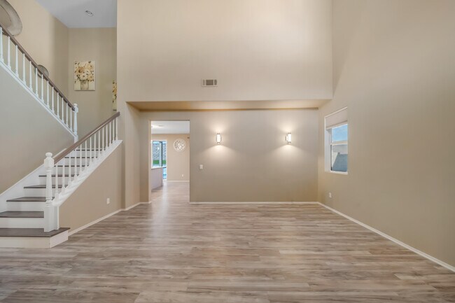 Building Photo - 79910 Camden Dr