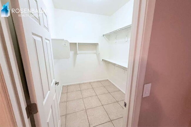 Building Photo - 7570 E Majestic Palm Ln