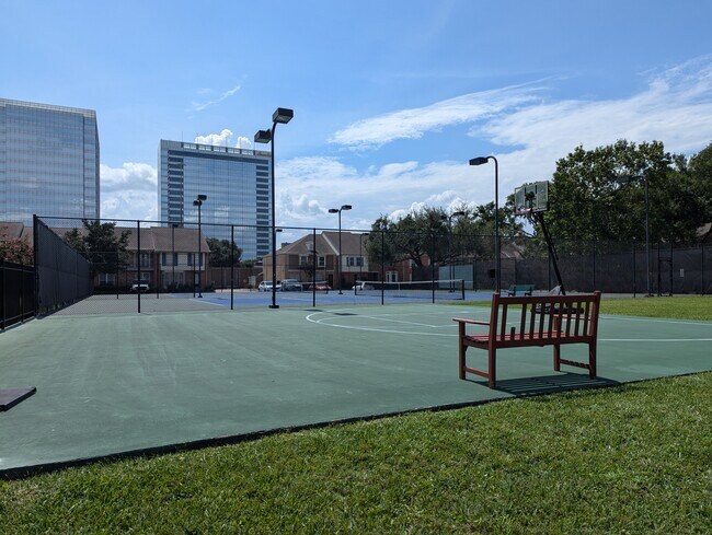 Basketball Court/Tennis/Paddle Court - 1687 W Sam Houston Pky S