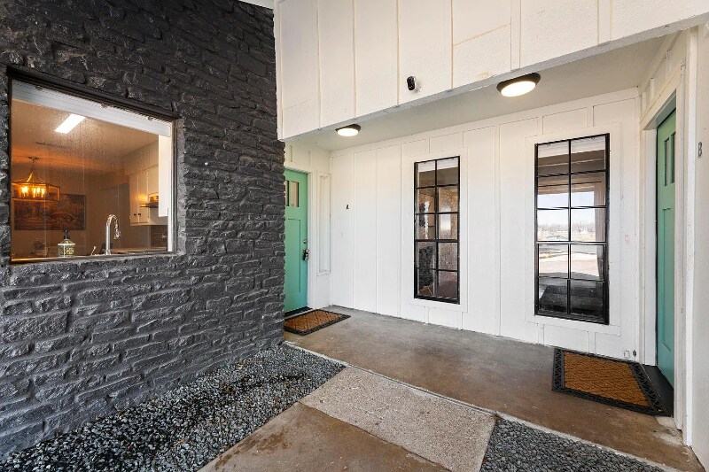 Building Photo - 5501 Purple Sage Dr