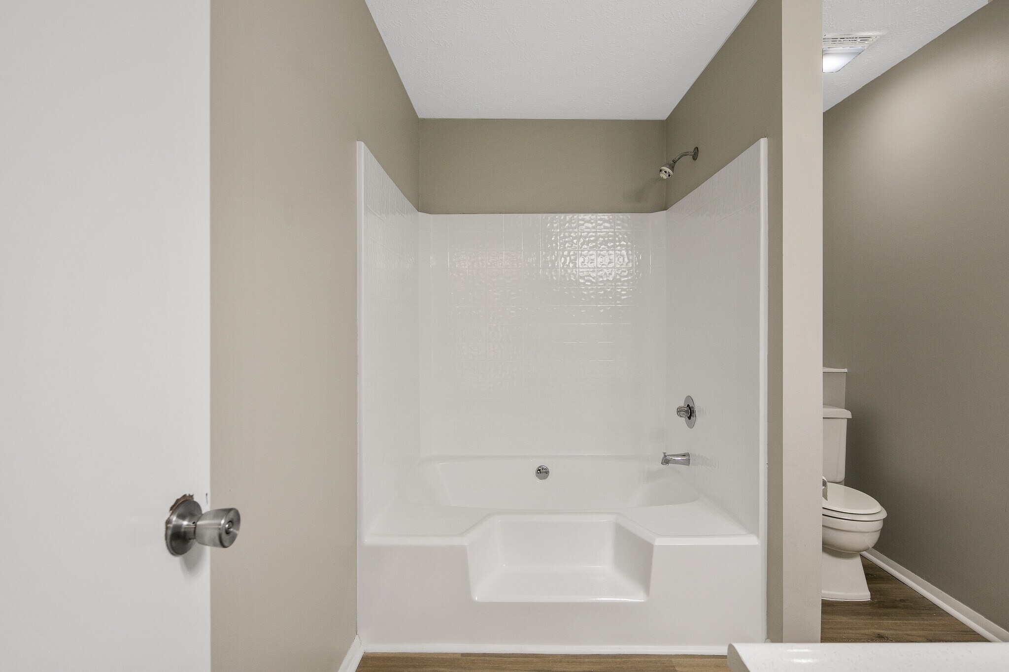 Master Bath 1 - 1853 Tryon Dr