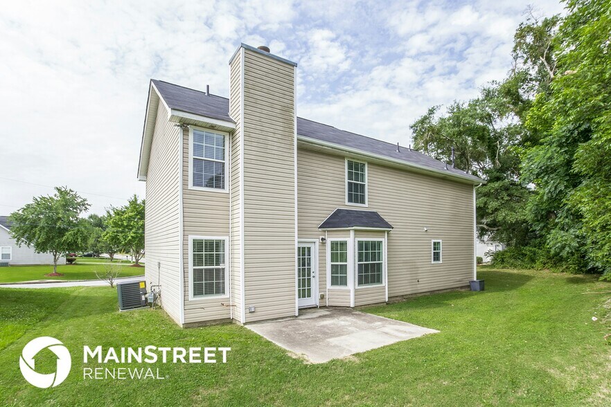 Building Photo - 6123 Lamp Post Pl