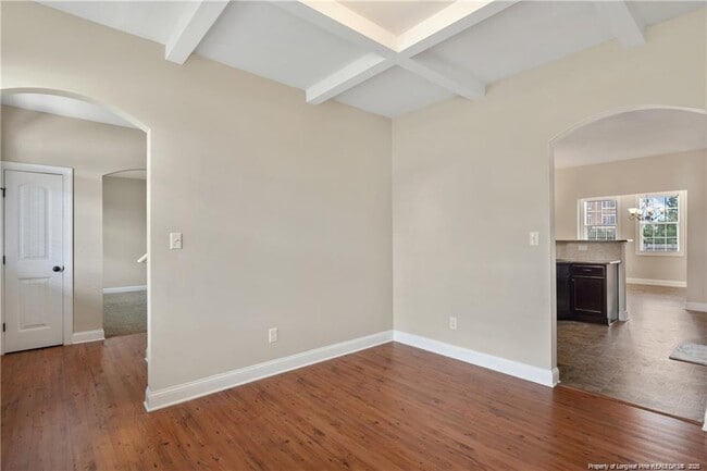 Building Photo - 1048 Ronald Reagan Drive