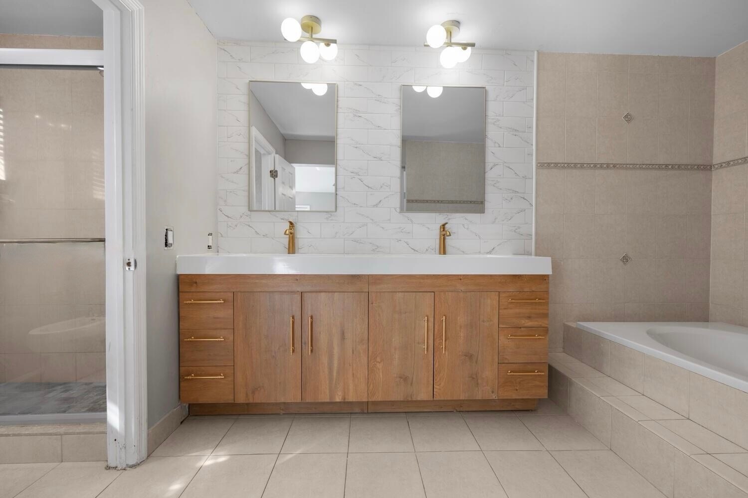 Building Photo - 14020 SW 38th St