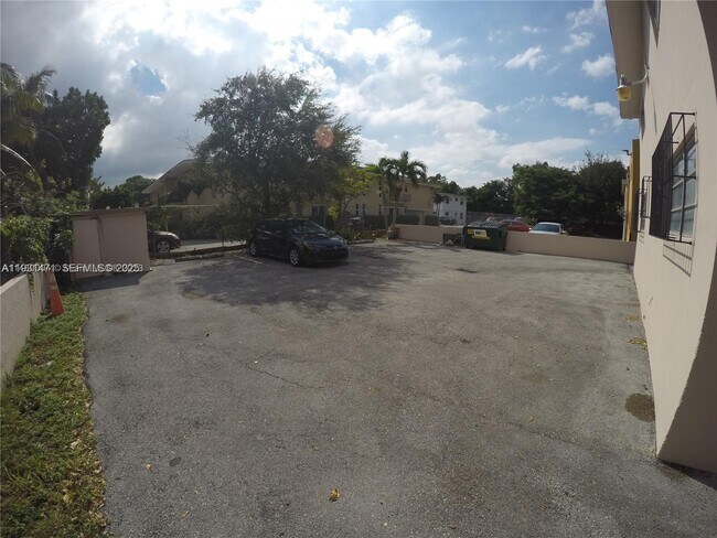 Building Photo - 1828 NW 19th St