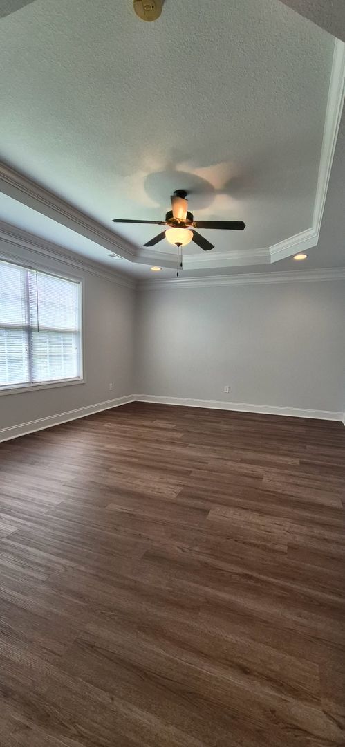 Building Photo - Updated 2br/2ba condo in the heart of West...
