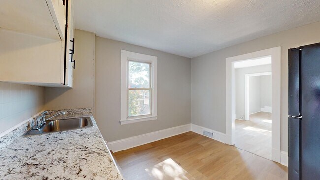 Building Photo - 1371 W 85th St