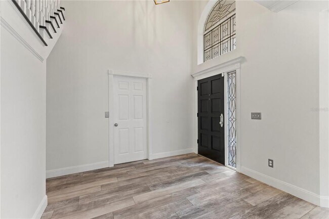 Building Photo - 9307 Poplar Creek Ct